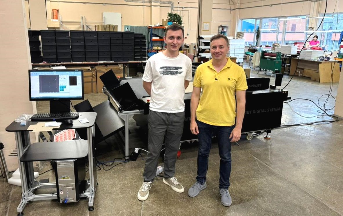 Планшетный плоттер SINAJET DF-0912 MT в Санкт-Петербурге на фабрике Konfeta.group